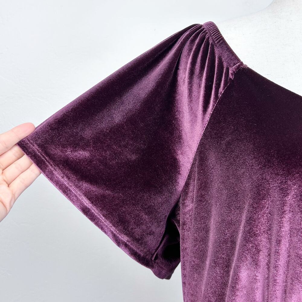 Torrid Winetasting Velvet Stretchy V-Neck Flutter Sleeve Surplice Maxi Dress 3X - Picture 4 of 13